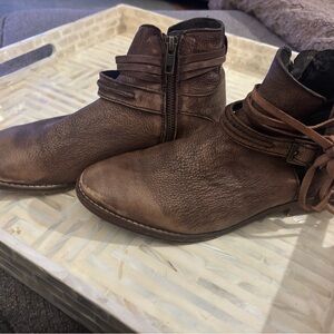 Free People Brown Leather Boots. 6